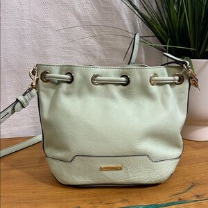 🎉Rebecca Minkoff bucket bag mint crossbody
